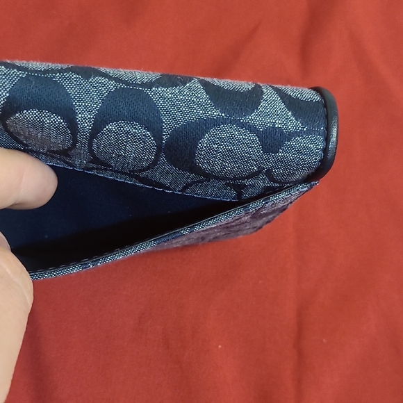 Coach Kleo Wallet In Chambray Gold/Denim - Picture 8 of 11